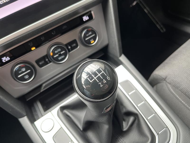 Volkswagen Passat Variant 1.6 CR TDi - Eurekar - photo 17