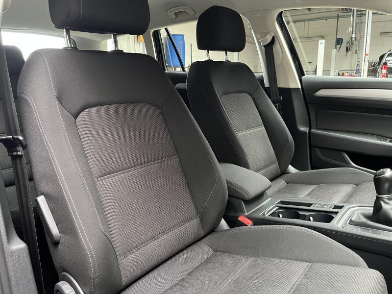 Volkswagen Passat Variant 1.6 CR TDi - Eurekar - photo 21