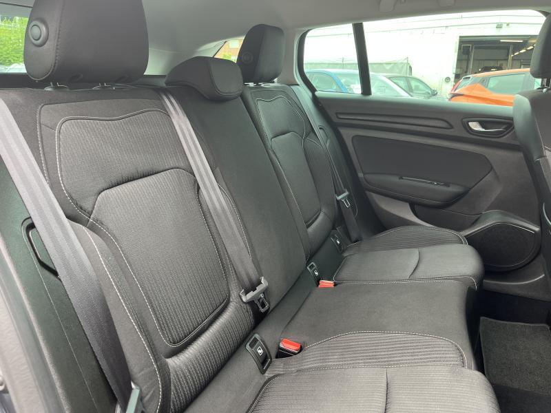 Renault Mégane 1.2i - Eurekar - photo 15