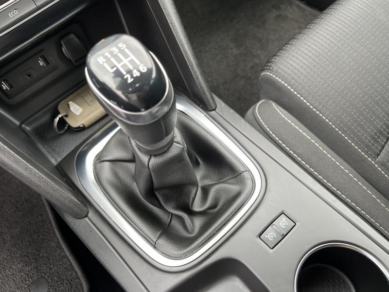Renault Mégane 1.2i - Eurekar - photo 13