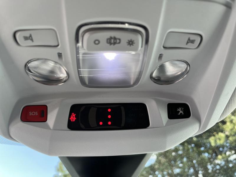 Peugeot 3008 Allure 1.5 BlueHDi 130cv - Eurekar - photo 19
