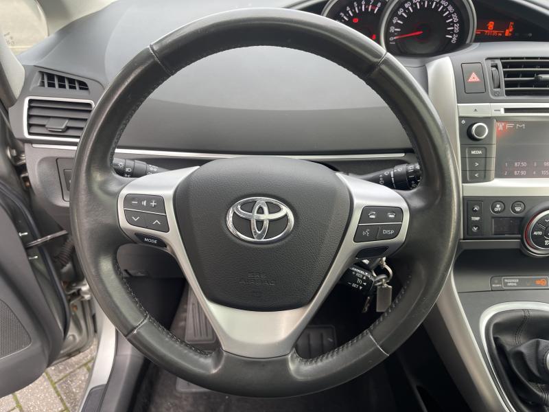Toyota Verso 1.6 VVT-I - Eurekar - photo 8