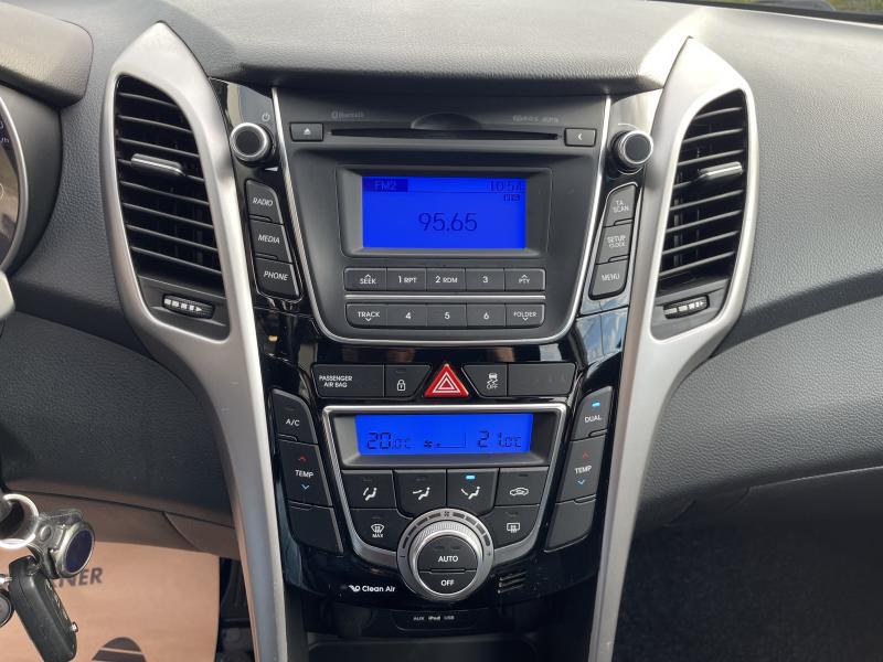 Hyundai i30 1.6i - Eurekar - photo 9