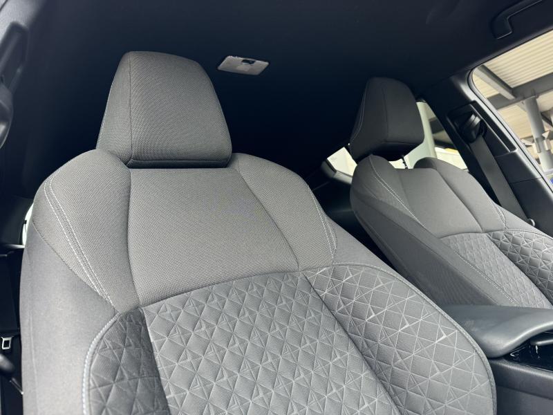 Toyota C-HR 1.8 Hybrid - photo 16