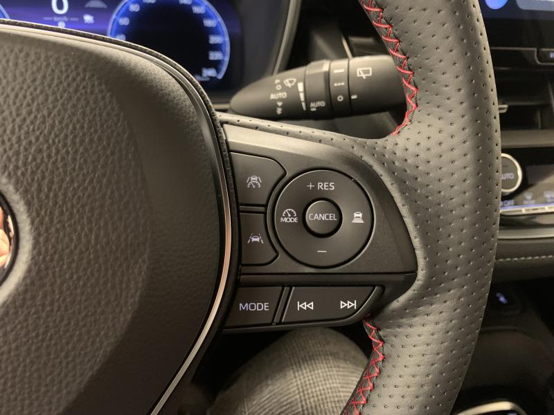 Toyota Corolla 1.8 Hybrid CVT GR Sport - photo 14