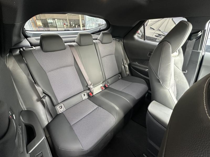 Toyota C-HR 1.8 HSD 140 - photo 24