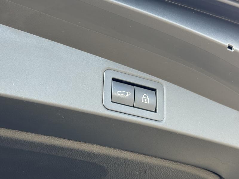 Toyota Corolla TS 1.8 Hybrid Premium - photo 23