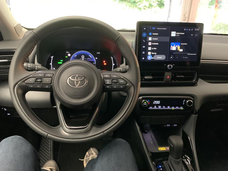 Toyota Yaris 1.5 HYBRID - photo 14