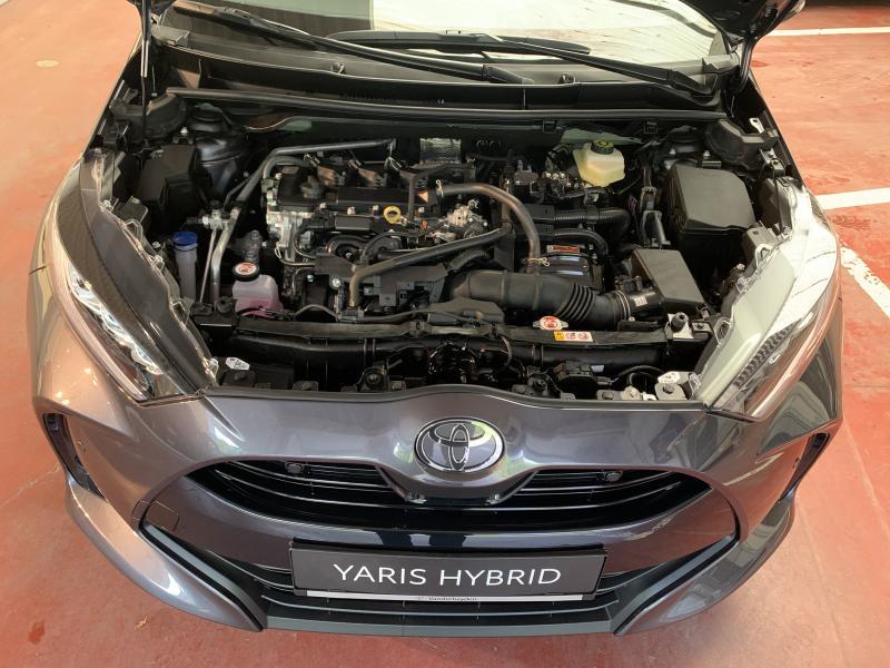 Toyota Yaris 1.5 HYBRID - photo 20