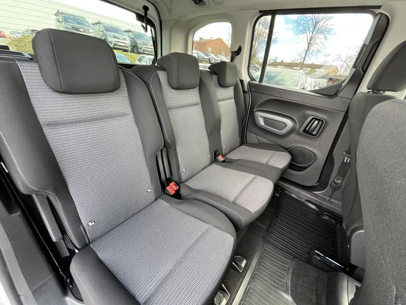 Toyota ProAce City Verso 1.5 Diesel MPV - photo 17