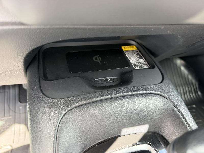 Toyota Corolla 1.8 Hybrid CVT Dynamic - photo 12