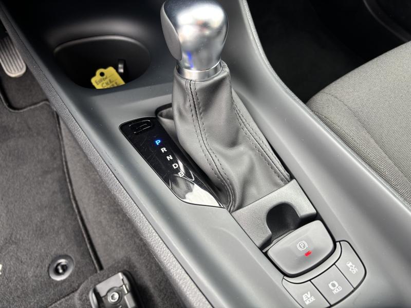 Toyota C-HR 1.8 Hybrid CVT C-ENTER - photo 8