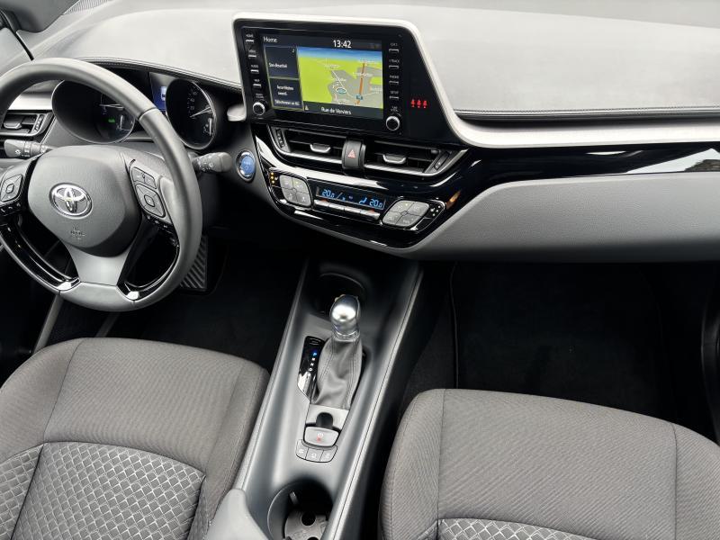 Toyota C-HR 1.8 Hybrid CVT C-ENTER - photo 17