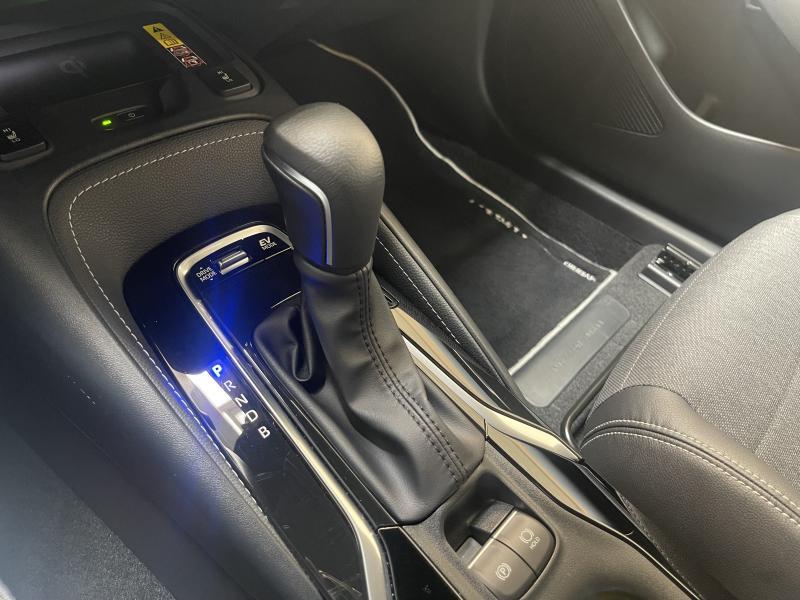 Toyota Corolla 1.8 Hybrid CVT - photo 8