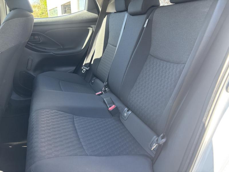 Toyota Yaris 1.5 HYBRID Dynamic - photo 16