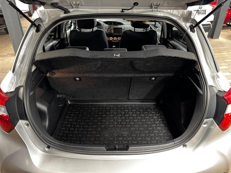 Toyota Yaris 1.5 VVTI - photo 19