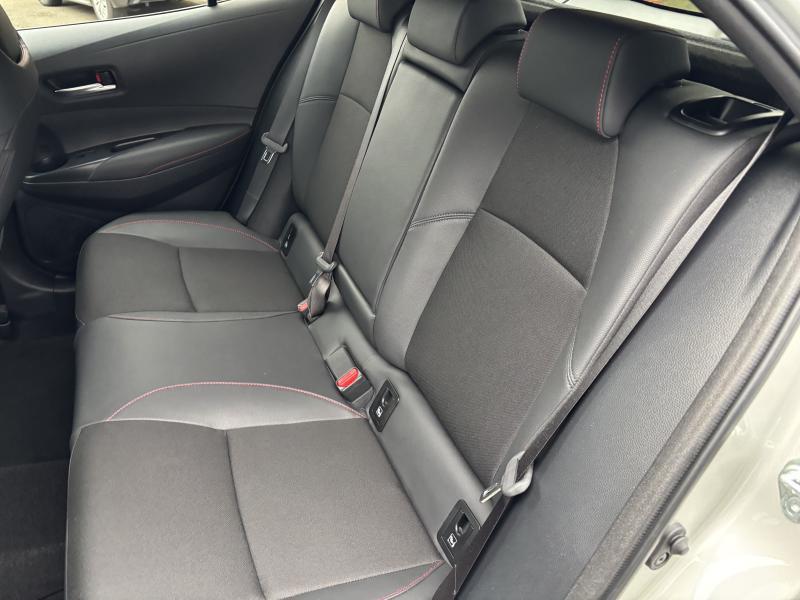 Toyota Corolla Hatchback 1.8 Hybrid GR Sport - photo 16