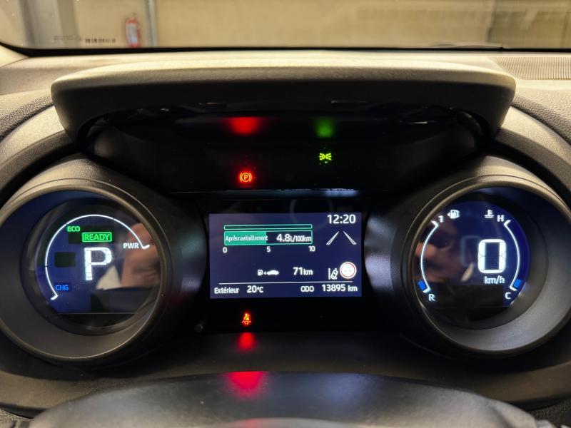 Toyota Yaris 1.5 Hybrid - photo 13