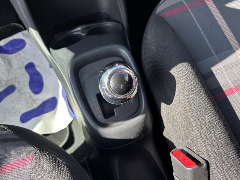 Peugeot 108 1.0 i - photo 8