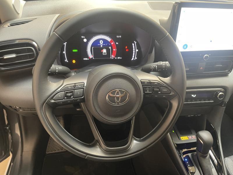 Toyota Yaris 1.5 HYBRID - photo 6