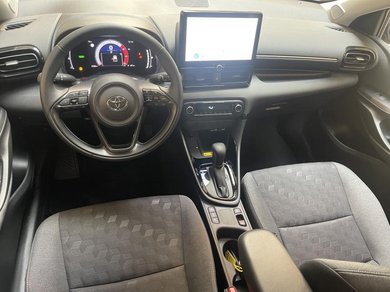 Toyota Yaris 1.5 HYBRID - photo 12