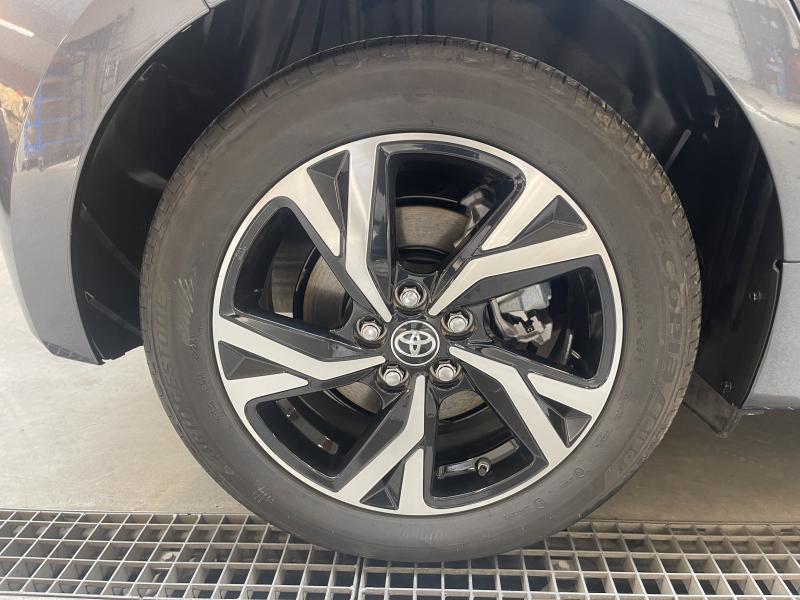 Toyota Yaris 1.5 HYBRID - photo 17