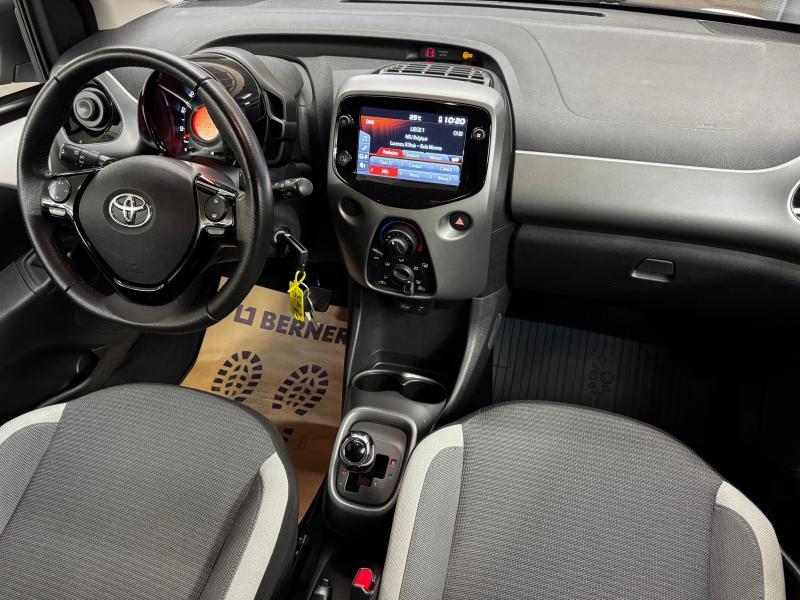 Toyota Aygo 1.0 VVT-i Multi Mode x-play - photo 16