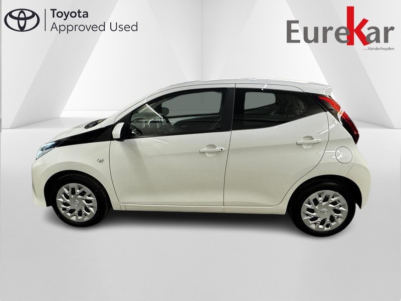 Toyota Aygo 1.0 VVT-i Multi Mode x-play - photo 4