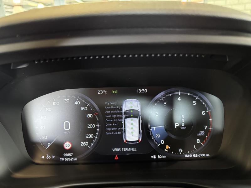 Volvo XC40 1.5i - photo 10