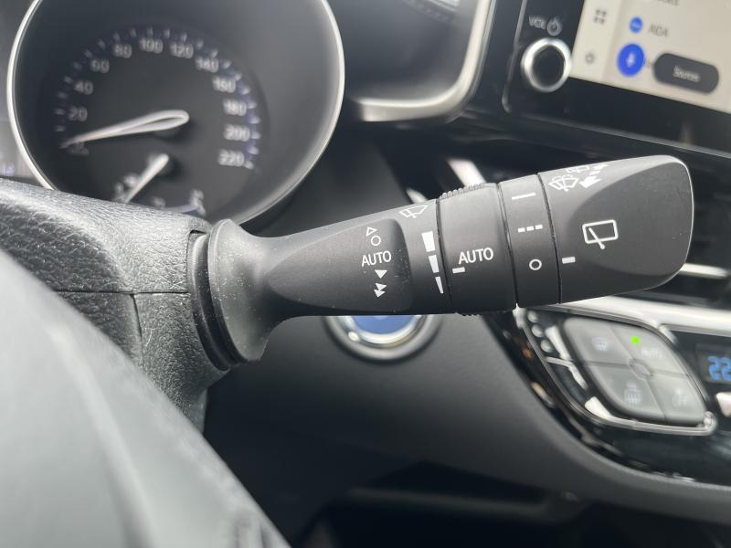 Toyota C-HR 1.8 Hybrid CVT C-LUB Bi-Tone - photo 12