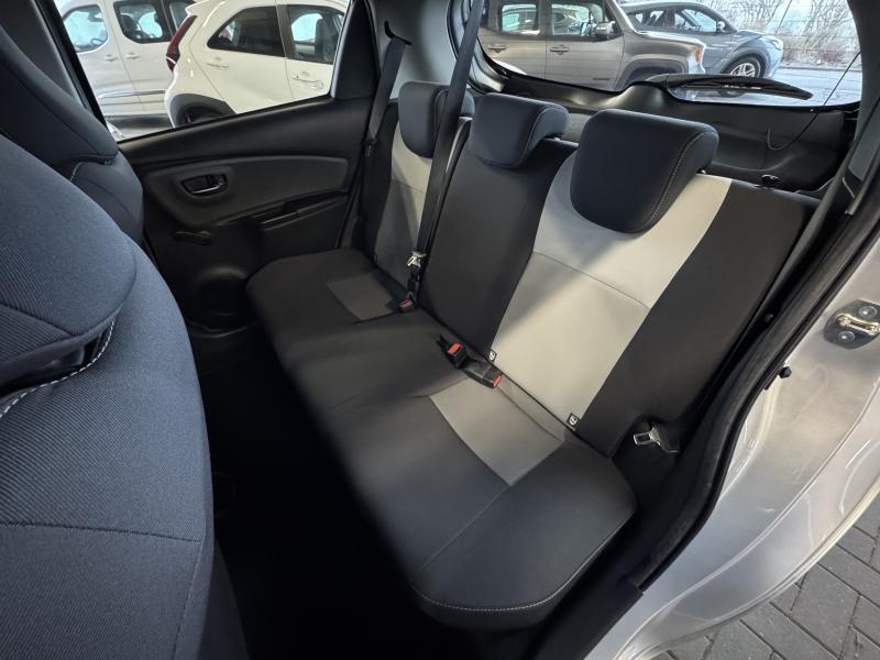 Toyota Yaris 1.5 VVT-I BOITE AUTO - photo 7