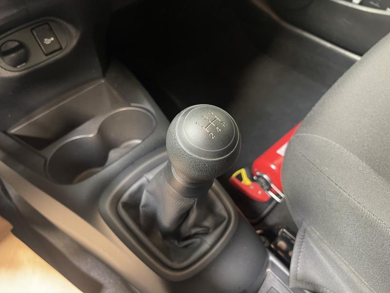 Toyota Yaris 1.0 VVT-I - photo 9