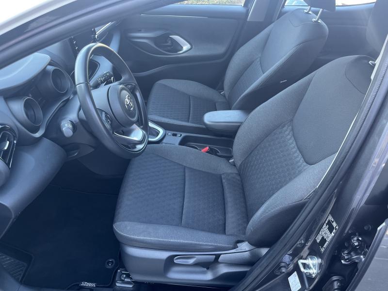 Toyota Yaris 1.5 Hybrid - photo 11