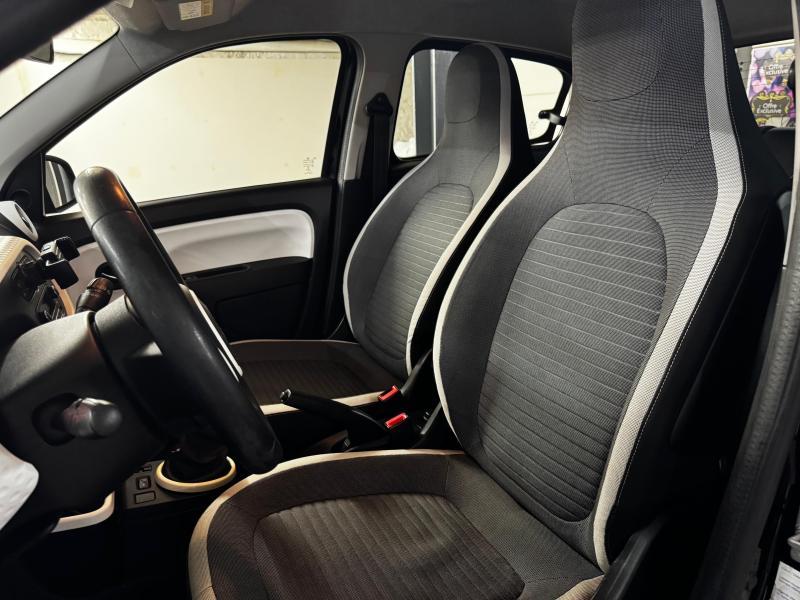 Renault Twingo 1.0 TCe - photo 11