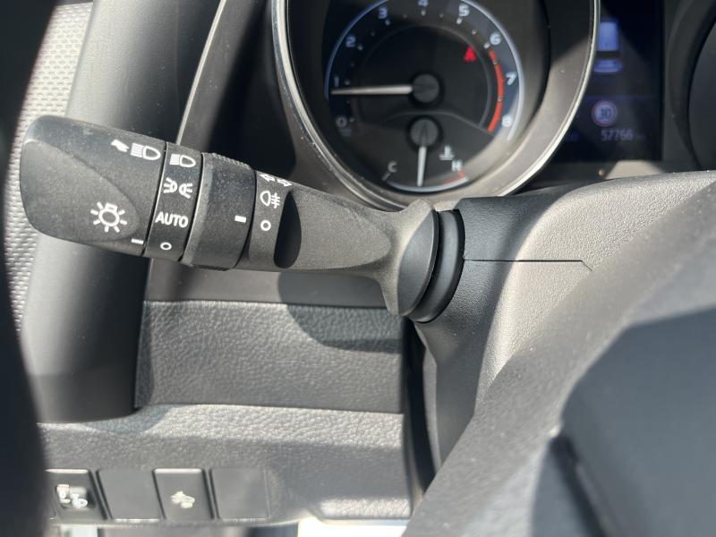 Toyota Auris Touring Sports 1.33 VVT-i Acti - photo 9