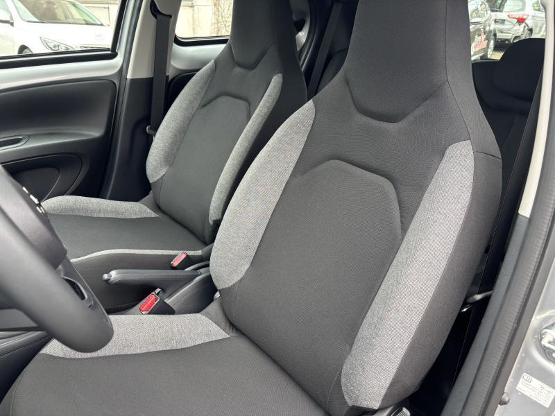 Toyota Aygo X 1.0 VVT-I X-PLAY - photo 16