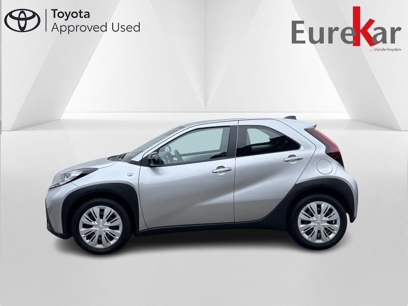Toyota Aygo X 1.0 VVT-I X-PLAY - photo 4