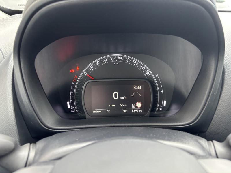 Toyota Aygo X 1.0 VVT-I X-PLAY - photo 6