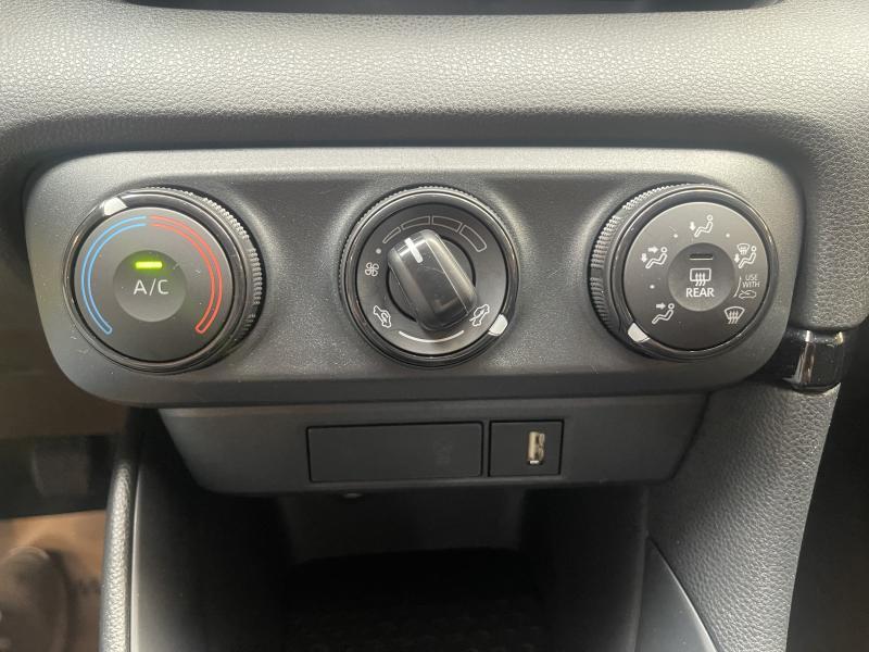 Toyota Yaris 1.0 VVT-I - photo 9