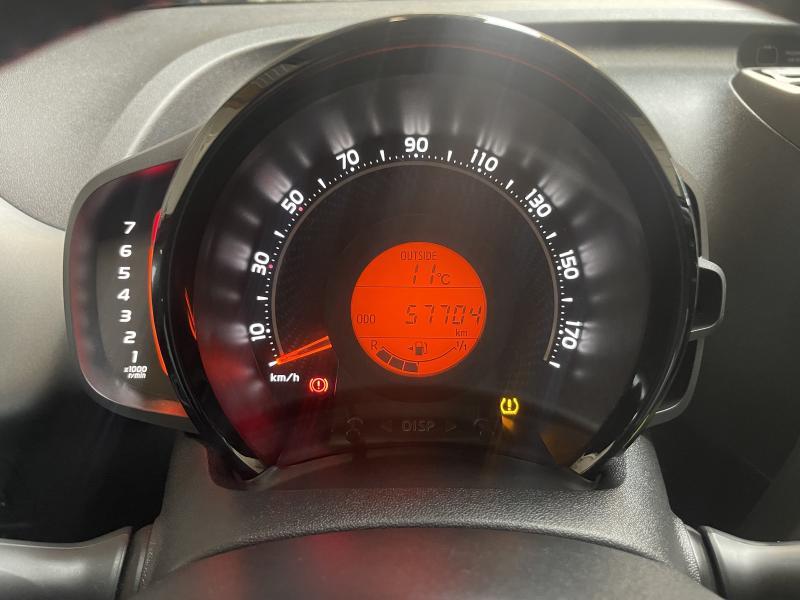 Toyota Aygo 1.0 VVT-I X-PLAY - photo 7