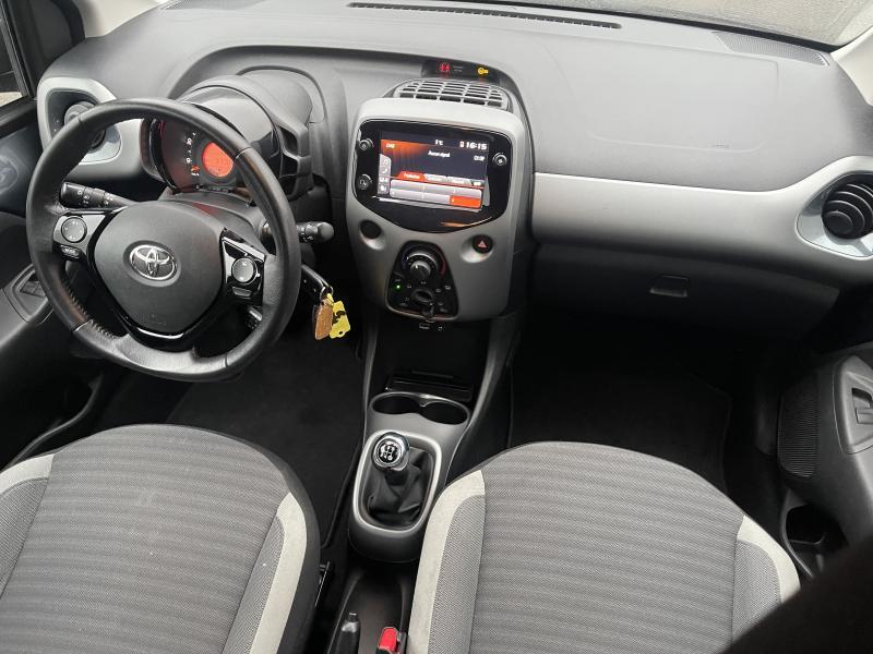 Toyota Aygo 1.0 VVT-I X-PLAY - photo 14