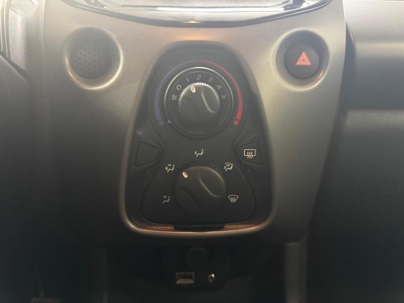 Toyota Aygo 1.0 VVT-i X-Play - photo 9